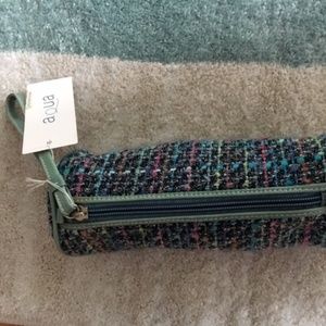 Aqua Round Barrel Wristlet